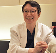 吉種克之医師（東京イセアクリニック）｜輪郭形成（あご削り／オトガイ形成）